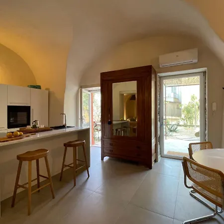 La Casa Del Pier By Interhome